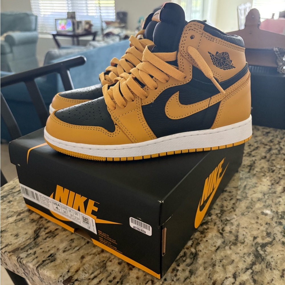 Nike Black and Yellow High-Top Sneakers